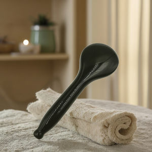 Venta caliente Natural Black Jade Roller Stone Gua Sha Cuchara Blanqueamiento Reflexología facial Masaje ocular Pluma de spa para pies - Product Image 1