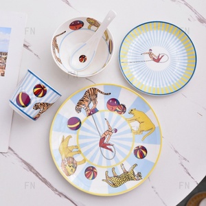 Discount Luxury European 10pcs Bone Porcelain Plate Porcelain <b>Dinner</b> Set - Product Image 4