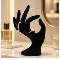 Support de Présentation Personnalisé pour Vitrine, Présentoir à Anneaux Floqué Noir, Support Composé pour Bijoux
