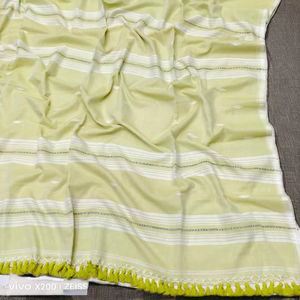 Sari de Algodón Khadi Akshay Sharma, Ecológico, de Secado Rápido, Tejido con Estampado de Puntos, Vestido Ligero para Niñas/Mujeres, para Bodas/Ocasiones Especiales - Product Image 3