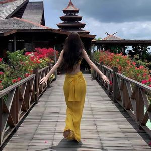 <span class=keywords><strong>Bikini</strong></span> de dos piezas con estampado floral en amarillo jengibre para vacaciones en la isla, traje de baño de tres piezas adelgazante para aguas termales para mujer - Product Image 3