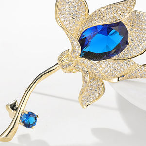 XILIANGFEIZIカスタムラグジュアリーデザイナーブルージルコン植物マグノリアチューリップリリーフラワーブローチ女性用 - Product Image 2