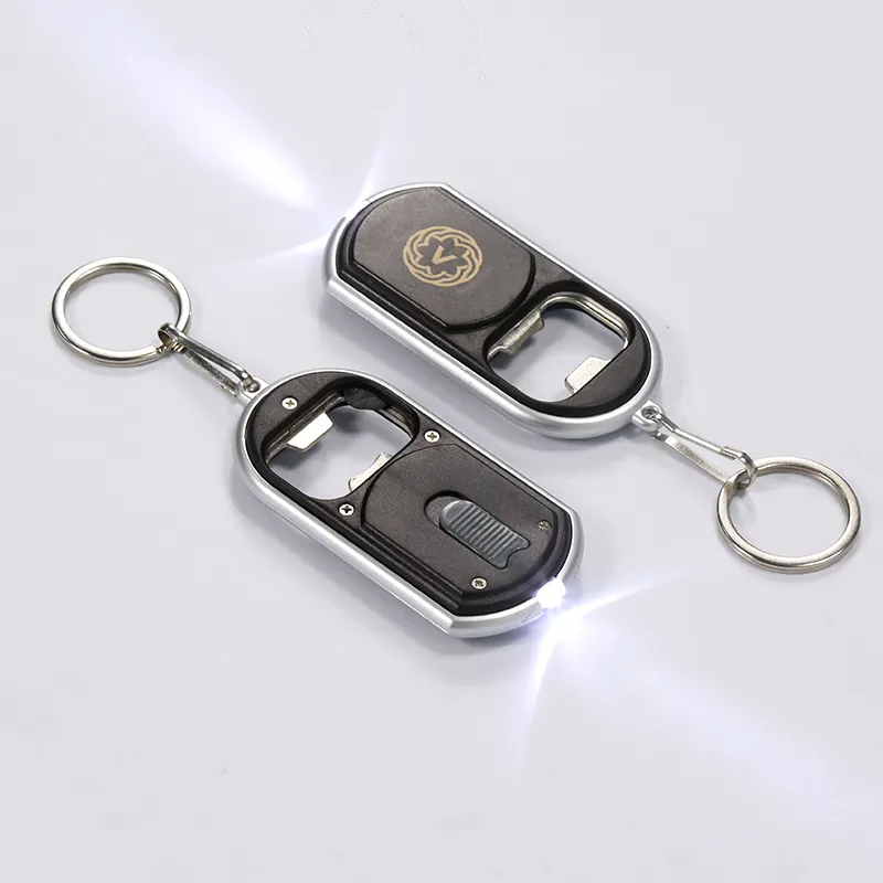 Bier Flesopener Sleutelhanger Voor Bar Led Zaklamp Sleutelhanger Lichtgevende Plastic Aanpasbare Flesopener Sleutelhanger Voor Geschenken