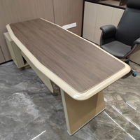 Meubles de bureau au design moderne, bureau administratif en bois, bureau du patron, bureau du directeur