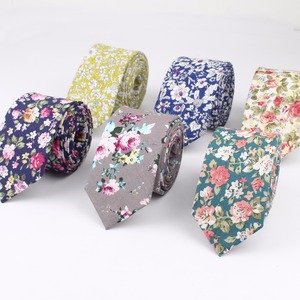 Corbata de Moda de Nuevo Estilo, Casual, a Cuadros, de Algodón Artificial, con Lazo de Flores, Corbata Delgada con Diseño Paisley para Hombre, Pequeña Corbata de Diseñador - Product Image 1