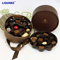 Boîtes d'emballage cadeau personnalisées biodégradables imprimées pour bonbons et chocolats, avec impression à effacement rapide et inserts en papier de base