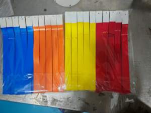 Pulseras de Papel Tyvek Personalizadas, Resistentes al Agua, Imprimibles, de la Marca XHL, Hechas en China, con Cierre, Colores y Tamaños Personalizados para Eventos y Bodas, Venta al Por Mayor - Product Image 5