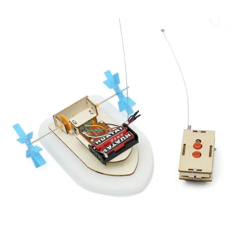 Fai da te piccolo Puzzle in legno Kit di controllo remoto ruota a pale barche elettriche giocattoli per bambini gioco all'aperto