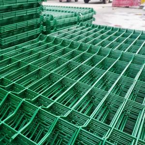 سياج شبكي ثلاثي الأبعاد للاستخدام الخارجي مع طلاء PVC مجلفن، تصميم صديق للبيئة لأمان الحدائق - يشمل خدمة النمذجة ثلاثية الأبعاد - Product Image 1