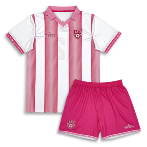 Conjunto de Camiseta de Fútbol Personalizada con Diseño Sublimado a Rayas, Transpirable, de Secado Rápido, Antibacteriana, 100% Poliéster - Product Image 6
