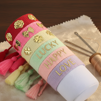Bracelet tressé fait main avec logo personnalisé brodé, bracelet d'amitié à pompon, réglable, vente en gros