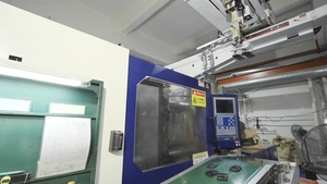 Stampo a iniezione doppio 2K colpi di colore multiplo PC ABS POM TPE TPU stampo progettazione e produzione - Product Image 4