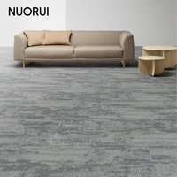 33,3x100cm Kommerzieller Teppichboden Premium Nylon mit PE-Rücken Feuerhemmend und für Luxusbüros und Hochfrequenzbereiche