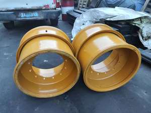 Chargeuses sur pneus, rouleaux, jantes de pneus, composants de machines d'ingénierie - Product Image 5