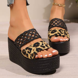 Nouvelles sandales compensées à plateforme pour femme, style européen et américain, grandes tailles 888, collection été 2025 - Product Image 2