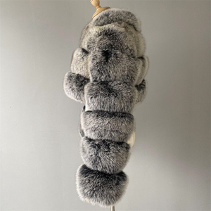 ผู้จัดจำหน่ายเสื้อโค้ทขนสุนัขจิ้งจอกขายดีที่สุด เสื้อโค้ทขนสัตว์สไตล์เกาหลีแบบสั่งทำ เสื้อโค้ทขนสัตว์แท้แบบสั้นสุดฮิต - Product Image 5