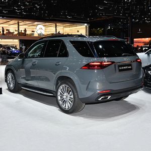 Voitures de Luxe 2025 Nouveau Véhicule à Énergie Nouvelle Mercedes-Benz <span class=keywords><strong>GLE</strong></span> EQB EQC EQS SUV Compact Électrique Ultra Longue Autonomie 619 km Voiture Électrique - Product Image 2