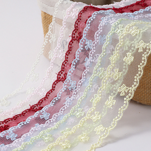 Yeni Tasarım HB021 1.5 inç Polyester Nakışlı Dantel File 50Y Kelebek Fiyonk Desenli Çiçek Paketleme İçin İşlemeli - Product Image 2