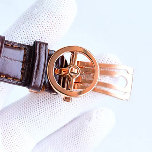 Reloj de Hombre de Moda, Nueva Tendencia, Luminoso, Resistente al Agua, con Reserva de Energía, Cristal de Zafiro, Caja Dorada, Esfera Negra, Correa de Cuero - Product Image 5