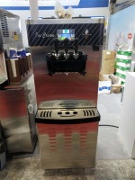 Machine à crème glacée en acier inoxydable avec bac de récupération, machine à crème glacée molle pour restaurants et boutiques de desserts