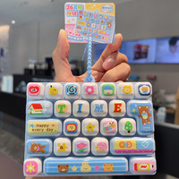 Porte-clés anti-stress clavier de simulation avec touches colorées et lettres de dessin animé, jouet à presser, breloque pour sac d'étudiant, cadeau, vente en gros, personnalisable