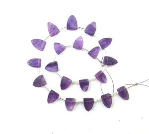 Ensemble de 19 pierres précieuses brutes d'améthyste bleue naturelle de haute qualité en forme de demi-marquise non traitée pour la fabrication de bijoux - Product Image 1