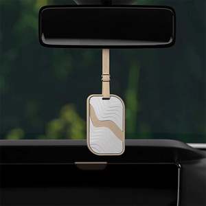 Diffuseur d'arômes suspendu exquis pour voiture, parfum d'ambiance, diffuseur d'huiles essentielles pour voiture - Product Image 6