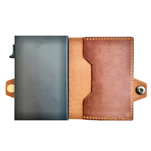 Cartera Delgada para Hombre con Bloqueo RFID, de Cuero Genuino de Primera Calidad, con Botón Lateral y Sistema de Expulsión Automática de Tarjetas - Product Image 5