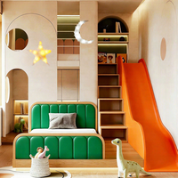 Minimalistisches Kinder-Etagenbett mit Rutsche und Stauraum aus Massivholz, Hochbett im Doppelstock-Design mit Schreibtisch
