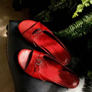 Summer Unique Design Round Toe One Strap <b>Flat</b> Slippers For Women Metal Buckle Decor Open Toe Casual Outdoor Slides - Product Image 1