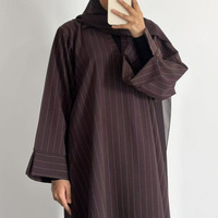 Abaya rayée arabe du Moyen-Orient, robe islamique modeste, modèle LR1166, fournie par l'usine Yibaoli