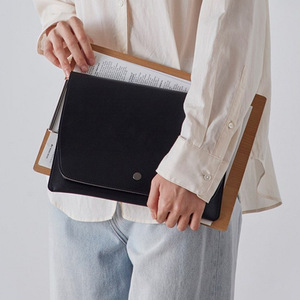 Custom-made protective cases/leather cases/<b>tablet</b> <b>bags</b> for Apple/Huawei <b>tablets</b> with soft leather straps and covers. - Product Image 3