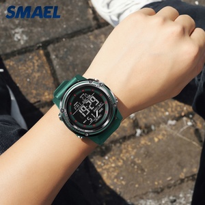 Reloj Deportivo Digital de Plástico SMAEL 8125, Reloj de Pulsera Luminoso, Resistente al Agua, Moderno, Colorido, con Alarma y Cronómetro - Product Image 4