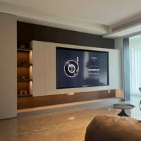 Op maat gemaakte Franse wandmeubel van massief hout met LED-verlichting, glazen laden, moderne, eigentijdse, minimalistische luxe tv-kast voor de woonkamer