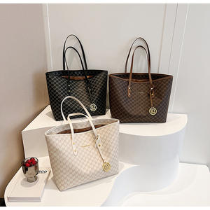 กระเป๋าโท้ทลายโมโนแกรมกระเป๋าสะพายไหล่ความจุขนาดใหญ่สำหรับผู้หญิงกระเป๋าสั่งทำโลโก้โรงงาน OEM กระเป๋าผู้หญิงสุดหรู - Product Image 2