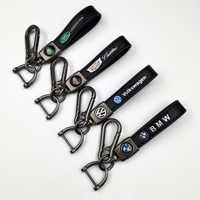 Llavero de coche Accesorios de moda para hombres y mujeres Forma de diamante CreativeLeather Cuerda Bolsa Llavero de goma