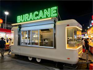 Camion de restauration mobile commercial doré avec machine à expresso et vitrine de boulangerie pour festival de rue aux États-Unis - Product Image 1