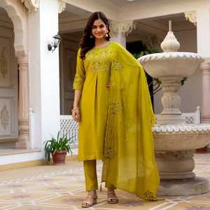 Ensemble kurta en coton jaune moutarde avec dupatta brodé et pantalon droit, tenue ethnique indienne - Product Image 1