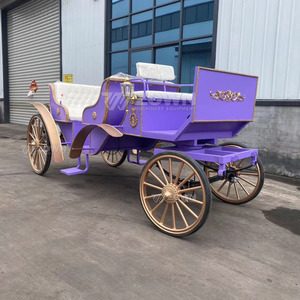 Calèche électrique violette à 4 roues, style vintage avec garnitures dorées, pour 4 à 6 personnes, idéale pour les visites touristiques - Product Image 6