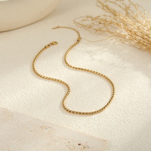 Minimalismus Unisex Edelstahl Schmuck <span class=keywords><strong>Set</strong></span> Mädchen vergoldet Trendy Heart Bridge Link Kette Armband Halskette für täglich - Product Image 4