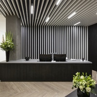 Plafonds décoratifs intérieurs modernes personnalisés, dalles acoustiques en aluminium, faux plafond, panneau insonorisant en métal couleur bois