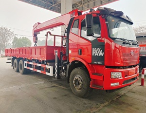 Camion-grue FAW 6x4 |   Cylindre hydraulique et boîte de vitesses Zoomlion fiables avec pompe et engrenage CLW pour une construction haute performance - Product Image 1