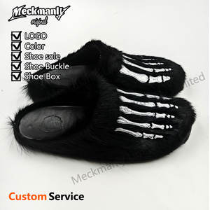 Pantuflas de Felpa Personalizadas, Sandalias Cálidas con Bordado para Hombre - Product Image 3