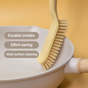 Brosse de nettoyage multi-usages à poils durs : outil pour tapis, chaussures et meubles (poignée ergonomique) - Product Image 3