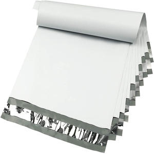 Vente en gros de sacs à provisions en plastique biodégradable avec logo personnalisé avec poignée pour vêtements chaussures sous-vêtements chaussettes fourrure - Product Image 1