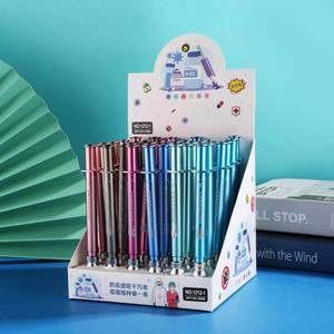 Bolígrafo de punta redonda personalizado al por mayor con diseño de jeringa de simulación, geometría deformada y ancho de escritura de 0.5mm, ideal para vacunación activa. - Product Image 5