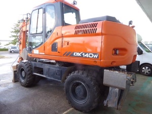 Pelle sur pneus DH140W-7 DOOSAN utilisé DH150 DH140 DX140 DX60W pelle sur pneus à vendre - Product Image 2