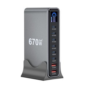 Estación de Carga de Escritorio GaN de 670W, Cargador Rápido PD de 8 Puertos, Pantalla Digital, Gris Plateado - Product Image 4
