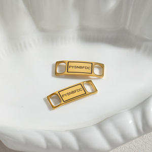 Hebilla de zapato personalizada de acero inoxidable chapada en oro de 18 quilates con nombre en inglés, accesorio de hebilla de zapato grabado. - Product Image 2