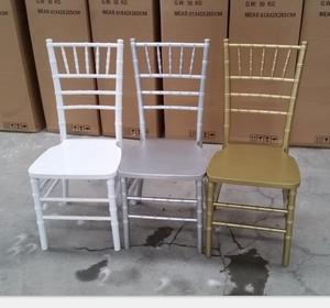 Sedia Chivari impilabile <span class=keywords><strong>in</strong></span> <span class=keywords><strong>legno</strong></span> e resina Color argento per il noleggio - Product Image 5